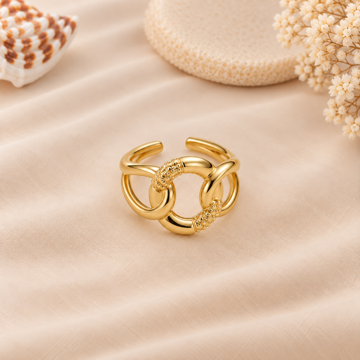 Textured Interlinked Chain Open Gold Ring